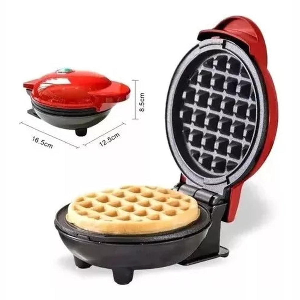 Mini waflera antiadherente electrica roja abierta con un waffle recien hecho